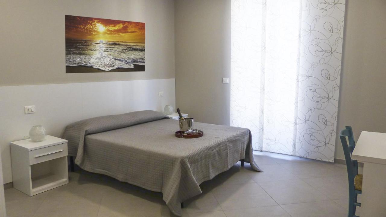 Bed and Breakfast Le Due Palme Montesilvano Marina Esterno foto